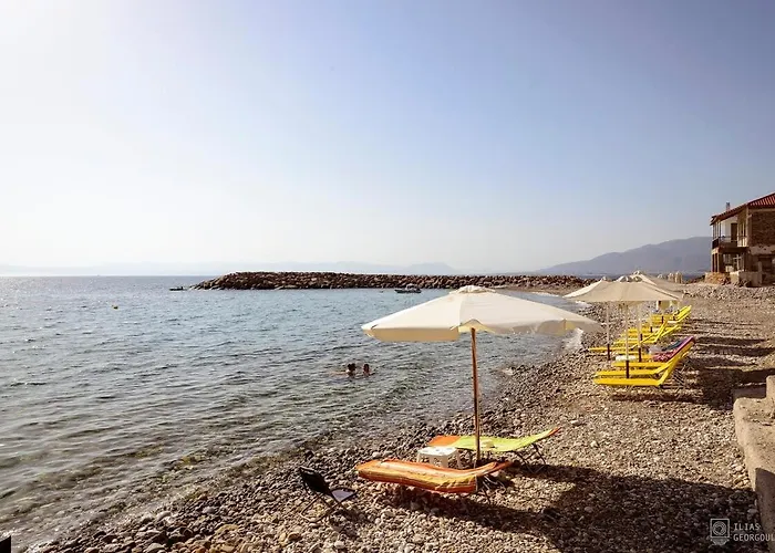 Waveside Sanctuary - Luxurious Seastone * Avía