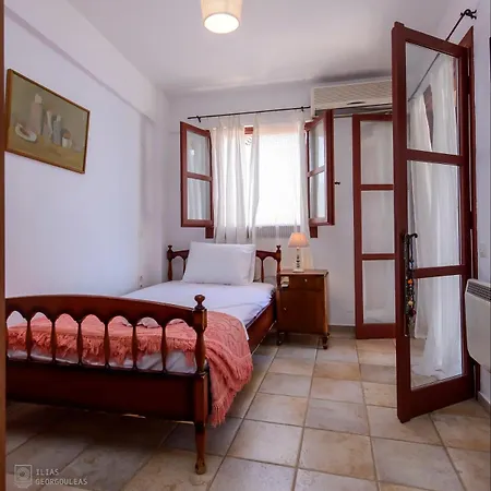 Hébergement de vacances Waveside Sanctuary - Luxurious Seastone