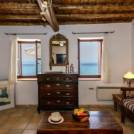Holiday home Waveside Sanctuary - Luxurious Seastone *