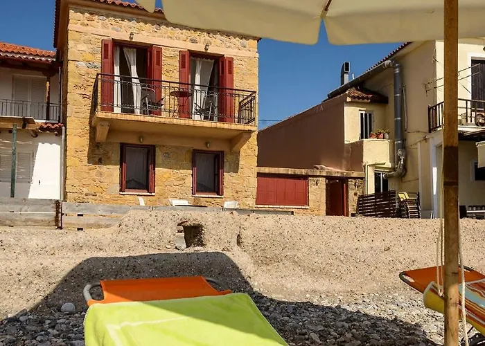 Waveside Sanctuary - Luxurious Seastone *